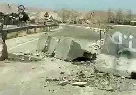 تداوم حاشیه‌های حادثه جاده شیراز- خرامه؛ چرا به‌صورت موقت ایمن‌سازی نشد؟