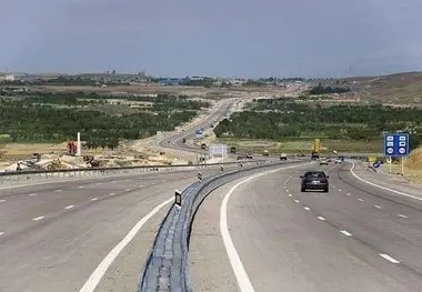 بهره‌برداری از 1200 کیلومتر آزادراه و بزرگراه تا پایان دولت