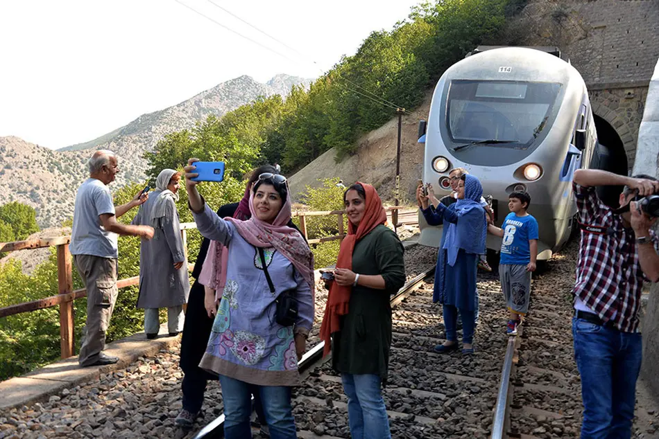 خدمات رجا در یک ماه اخیر برای مسافران 