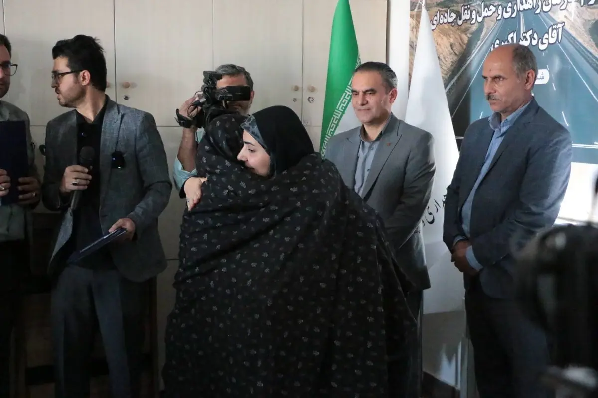 گزارش تصویری دیدار با خانواده راهداران شهید