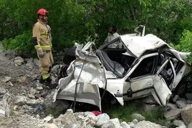 مانور یادمان قربانیان سوانح رانندگی در سمنان و همدان؛ تلنگری برای کاهش تلفات جاده ای