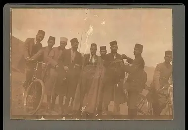 دوچرخه سواری در اواخر عهد قاجار/ ۱۳ خرداد روز جهانی دوچرخه است