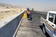 پاکسازی روزانه ۱۲۰۰ کیلوگرم زباله در آزادراه اصفهان شیراز