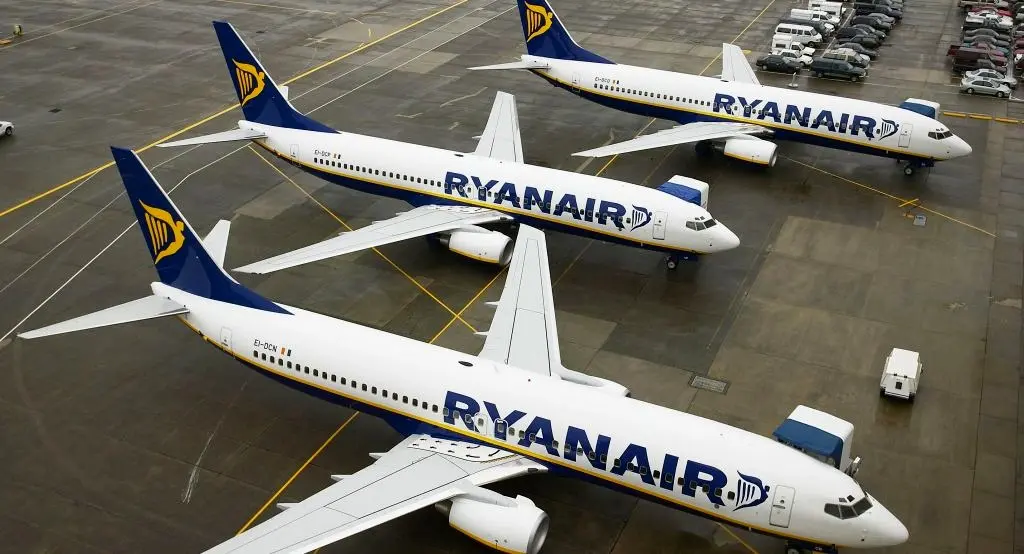 Ryanair Cancels 190 Flights Grounding 30,000 Passengers on Friday