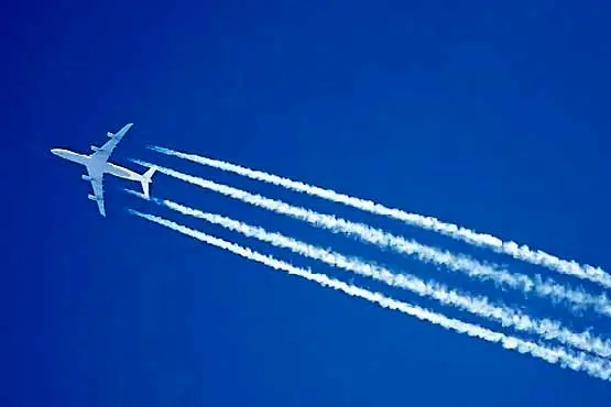 خط سفید رنگ عبور هواپیما در آسمان چیست؟