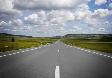 آغاز عملیات آسفالت محور بافق - بهاباد


