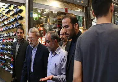 رئیس مجلس به بازار تهران رفت/ لاریجانی: ریشه تلاطم ارزی شخصی خارج از کشور است