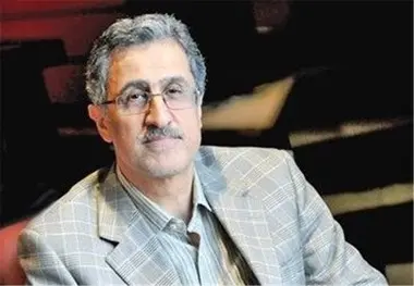 بازی با قیمت ارز به‌جز رانت و فساد هیچ عایدی ندارد