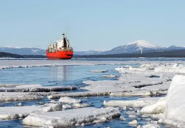 Azerbaijan-managed Vessel Is First to Head to China Via Northern Sea Route