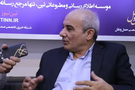 روز دوم نمایشگاه مطبوعات