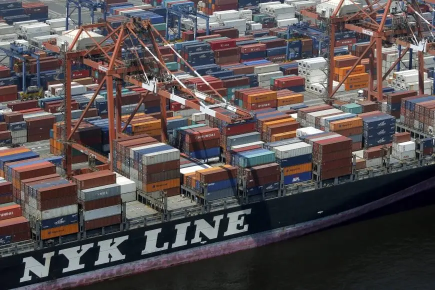 Container businesses remain extremely vulnerable to cyber-attack warns maritime analysts