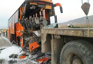 تصادف در آزاد راه زنجان به تبریز ۱۴مصدوم برجای گذاشت 