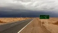 عکس| ترافیک در جاده یزد به دلیل طوفان