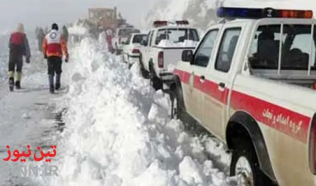 انسداد ۱۱ محور مواصلاتی به علت بارش سنگین برف