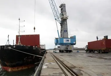 عملیات تخلیه و بارگیری در بندر کاسپین ۵۳ درصد افزایش یافت