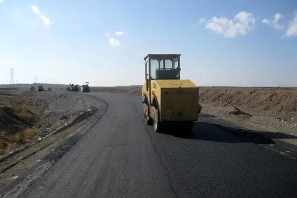 تخصیص هشت هزار و ۸۰۰ تن قیر برای لکه‌گیری راه‌های روستایی استان قزوین