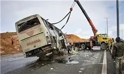 جزئیات واژگونی اتوبوس ولوو در جاده شیراز