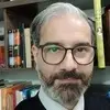 معماری زمان در دعاوی بین‌ المللی؛ چگونه ساعت حقوقی پرونده‌ های موازی را مدیریت کنیم؟