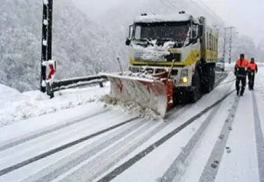 بازگشایی جاده فرعی آباده طشک – بوانات