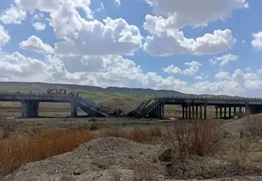 اعلام مسیرهای جایگزین در برخی محورهای آسیب دیده با پرتابه‌ های دشمن