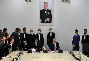 امضای توافق نامه ساخت پل جاده ای در مرز ایران و جمهوری آذربایجان  