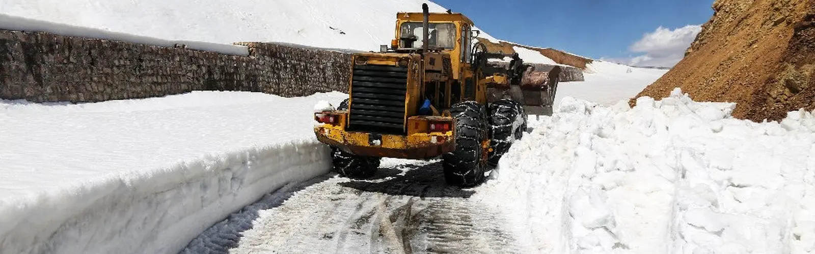 آماده‌ باش کامل راهداری استان اردبیل با ۳۰۰ دستگاه ماشین‌ آلات راهداری