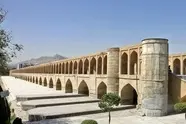 پشت بام سی و سه پل اصفهان مرمت می شود