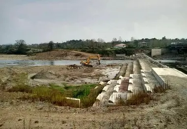 اجرای عملیات تخصصی برای مقابله با آب شستگی پل ها و آبروها