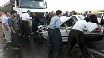 ۱۲ نفر بر اثر تصادف پراید و پیکان در محور باغ بهادران مصدوم شدند