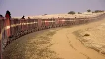 مالک قطار باری سه کیلومتری ، کدام کشور است؟