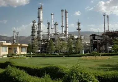 پالایشگاه شیراز روزانه بیش از ۲ میلیون لیتر بنزین تولید کرد