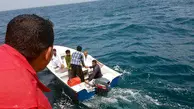 نجات جان ٧ صیاد در آبهای دریای عمان