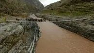 افتتاح پنجمین پل معلق توسط خیریه مهر گیتی در کوه های بختیاری