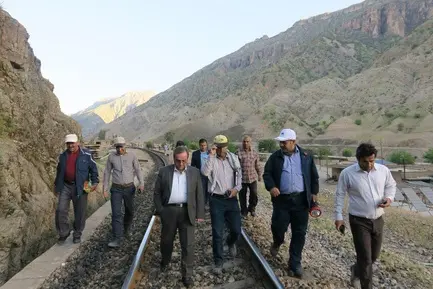 تراورس در راه آهن لرستان