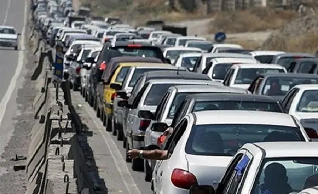 تصادف در بزرگراه فتح/ ترافیک سنگین در محل حادثه