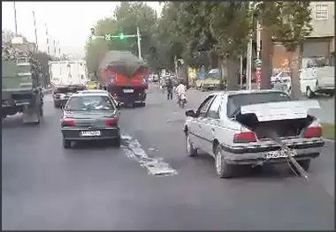 فیلم| حمل خطرناک بار با خودروی شخصی