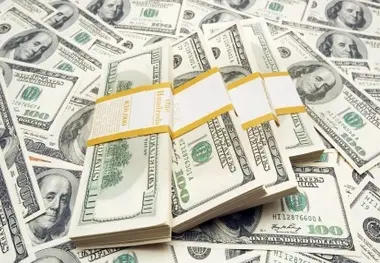 دلار سرازیر شد