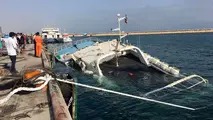 فیلم| لحظه غرق شدن کشتی در اسکله باهنر