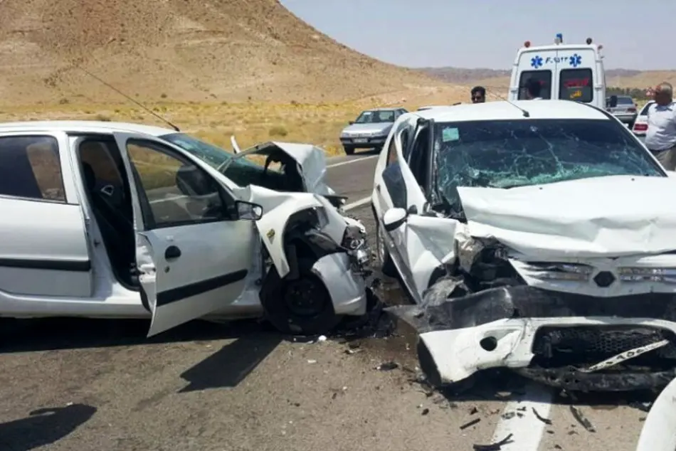  تصادف در مهریز 11 زخمی بر جا گذاشت