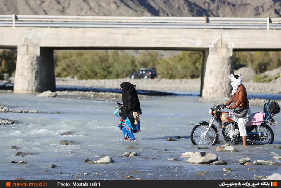 نیمه تاریک مکران 