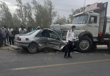 ۸ مجروح در تصادف زنجیره ای بم - ریگان
