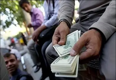 درخواست کانون صرافان: دلالان ارزی را آزاد نکنید