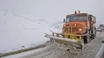 برف پاییزی جاده‌های کوهستانی تهران را سفیدپوش کرد