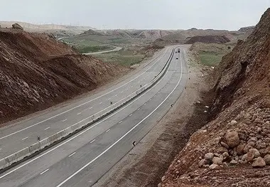  روند احداث جاده قزوین- تنکابن با حضور وزیر راه وشهرسازی شتاب می گیرد