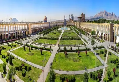 گشت و گذار مجازی در میدان نقش جهان