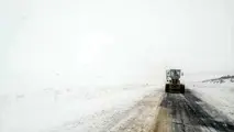 مه غلیظ دید رانندگان در جاده‌های کردستان را کاهش داد