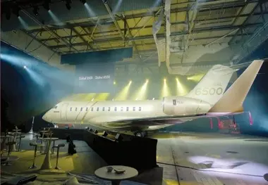 Bombardier Unveils Two New Longer-Range Business Jet Variants