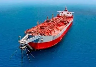 پهلودهی و بارگیری همزمان چهار فروند نفتکش در پایانه میعانات گازی پارس جنوبی
