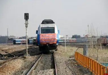 ورود نخستین قطار نوروزی به مشهد
