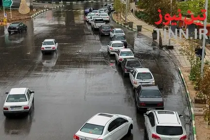 صف طولانی خودروها در «جایگاه‌های بنزین»